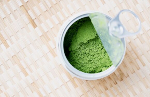 How white Borneo kratom powder is made?