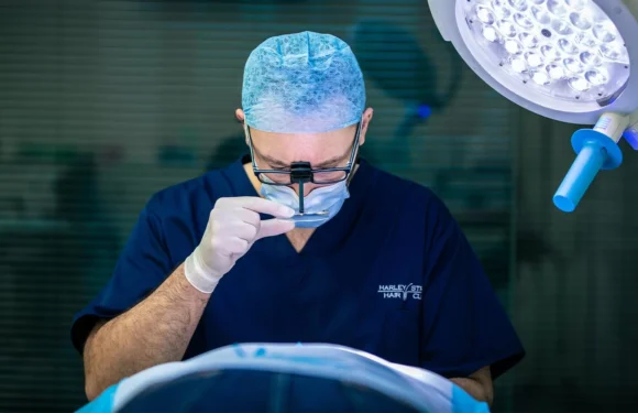 What Should Be Asked To Hair Transplant Surgeon During Primary Consultation?